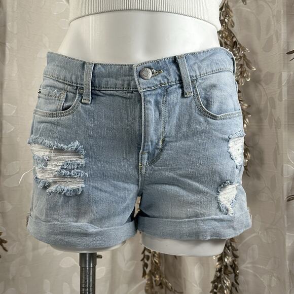Old Navy Boyfriend Denim Shorts Size 8 Light Wash Distressed Cuffed Summer Chic - Picture 3 of 11